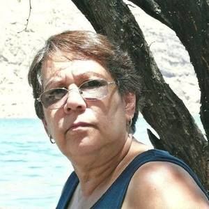 Meet your Posher, Dolly